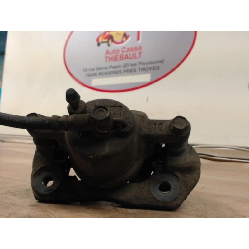 Etrier avant gauche (freinage) TOYOTA  d’occasion