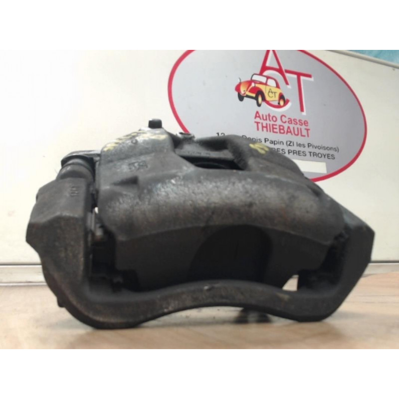 Etrier avant droit (freinage) OPEL COMBO (C) CARGO d’occasion