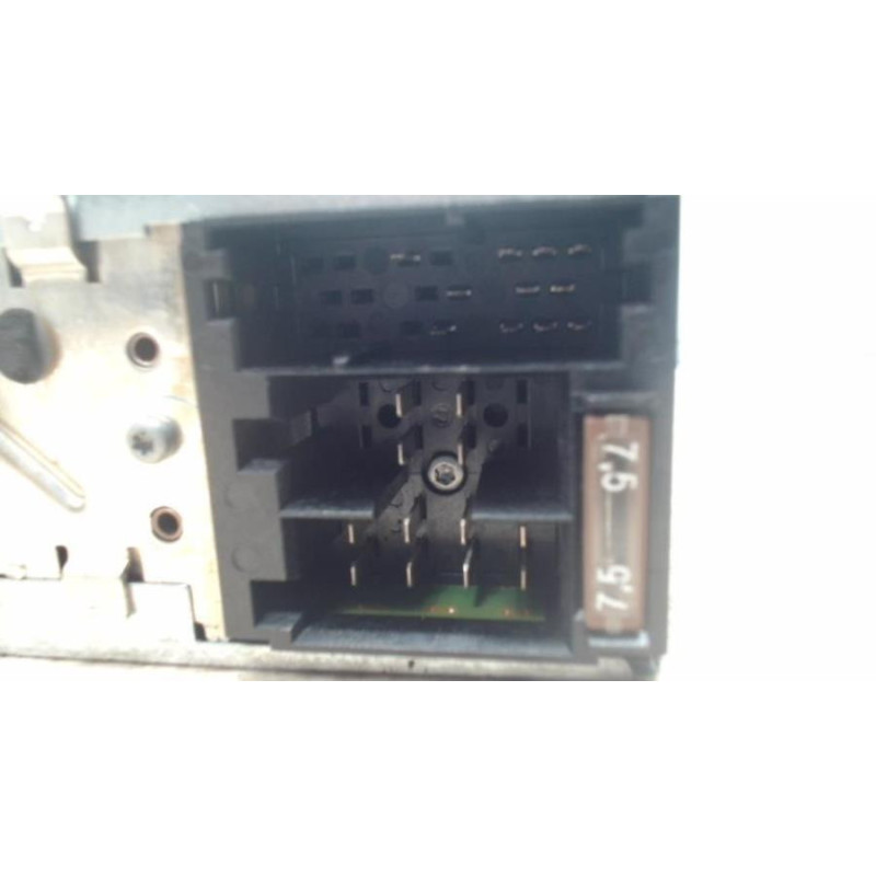 Autoradio d'origine RENAULT CLIO 2 PHASE 2 d’occasion