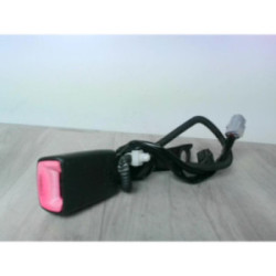 Attache ceinture avant gauche TOYOTA COROLLA VERSO 2 PHASE 2 d’occasion