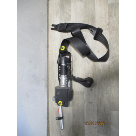 Pretensionneur de ceinture avant gauche VOLVO V 50 PHASE 2 BREAK d’occasion