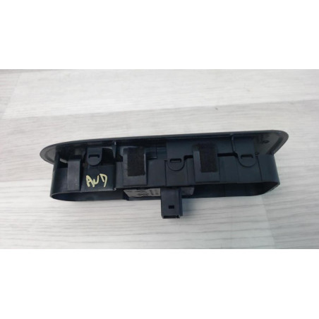 Interrupteur de leve vitre avant droit CITROEN C5 2 BREAK d’occasion