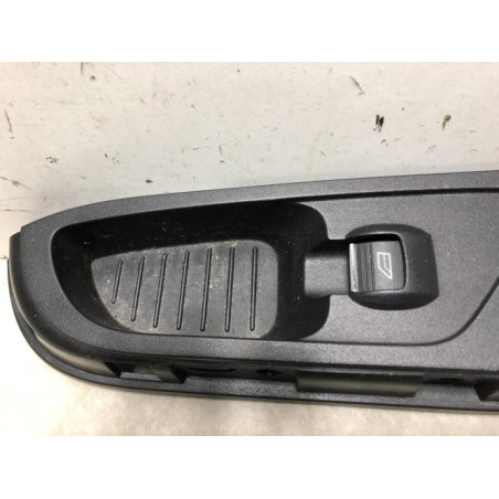 Interrupteur de leve vitre avant droit FORD B-MAX d’occasion