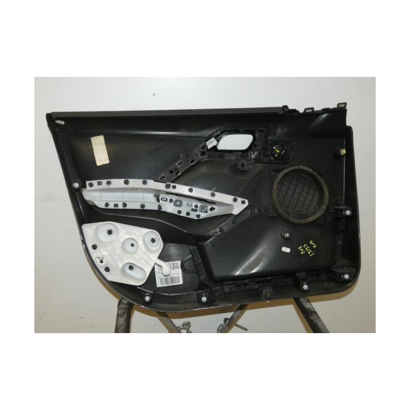 Panneau de porte avant droit PEUGEOT 208 1 PHASE 1 d’occasion