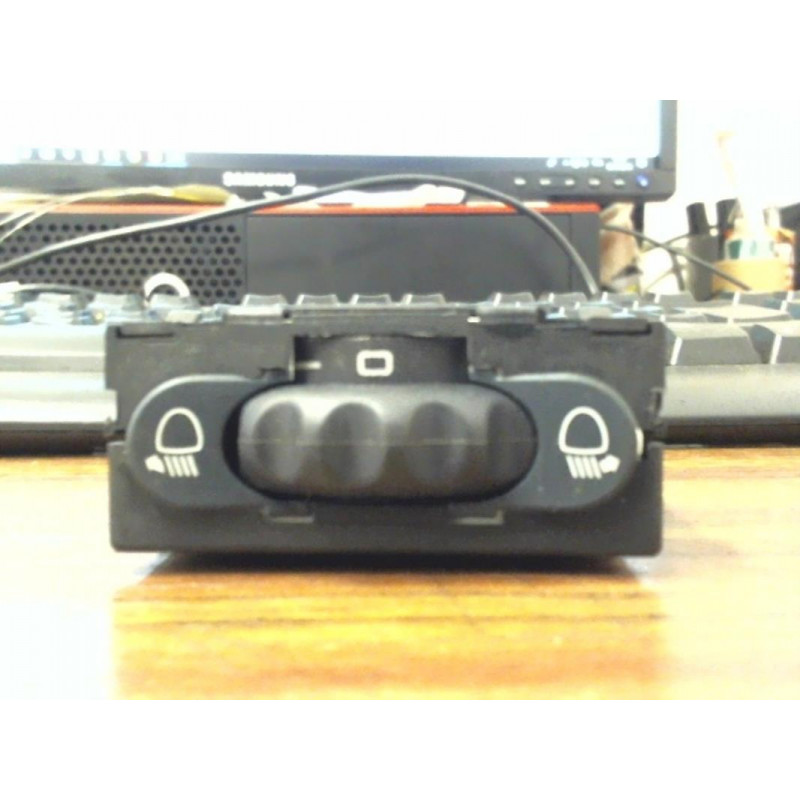 Moteur reglage phare RENAULT MEGANE I PHASE 2 d’occasion