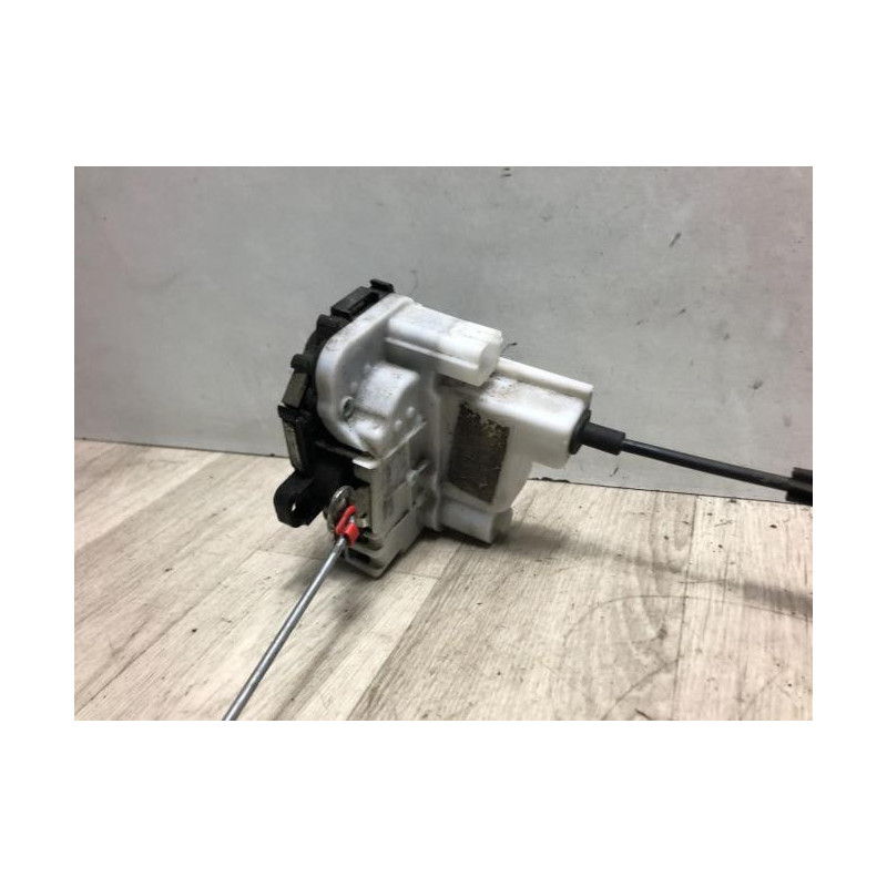 Serrure avant droit FIAT 500 2 PHASE 1 d’occasion