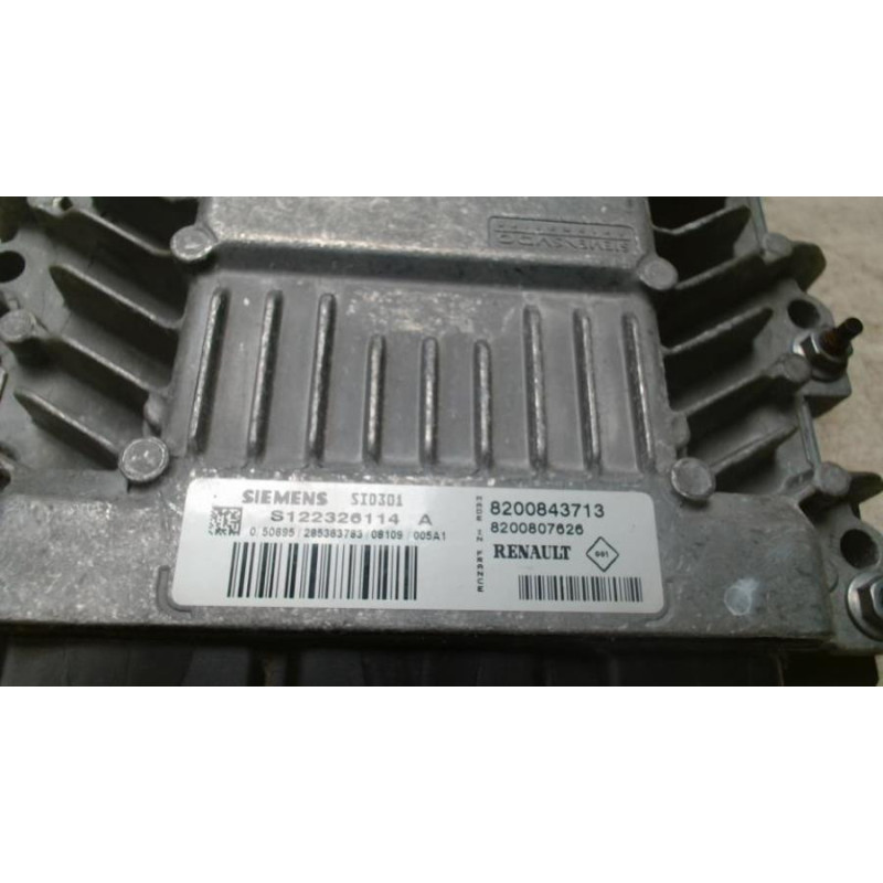 Calculateur moteur RENAULT SCENIC 2 PHASE 2 d’occasion