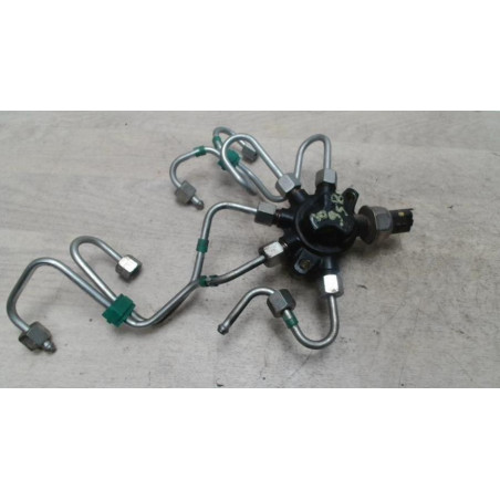 Rampe injection PEUGEOT 407 PHASE 1 d’occasion