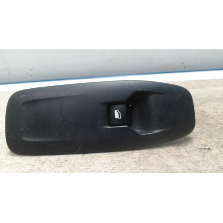 Interrupteur de leve vitre avant droit PEUGEOT 208 1 PHASE 2 d’occasion