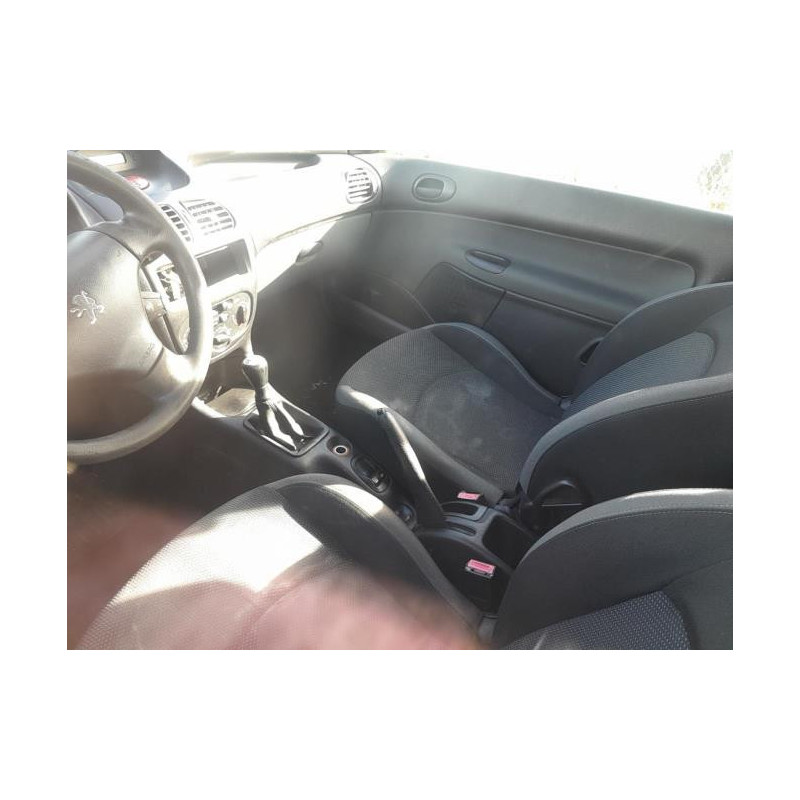 Platine feu arriere gauche PEUGEOT 206 PHASE 2 d’occasion