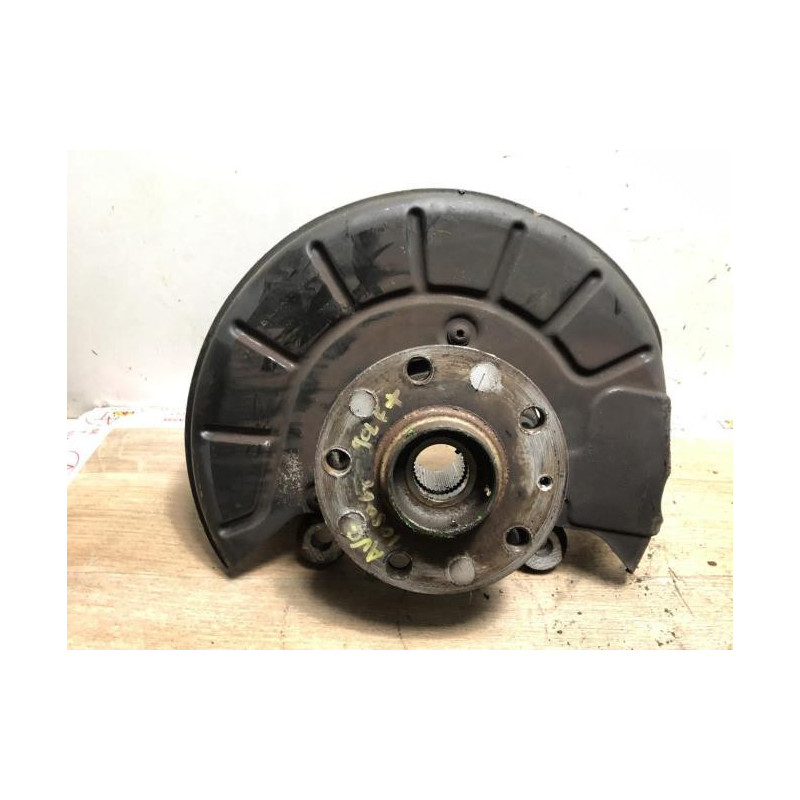 Fusee avant gauche VOLKSWAGEN GOLF PLUS PHASE 1 d’occasion