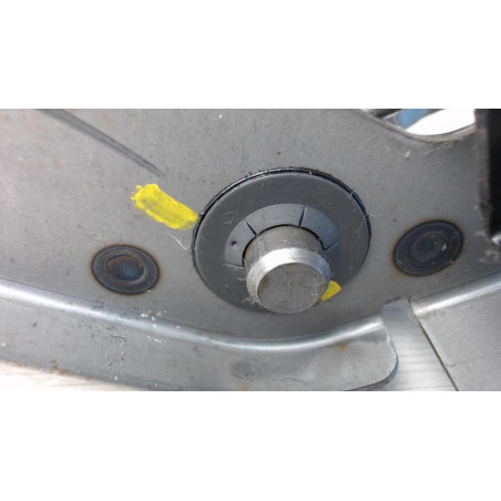 Pedalier d'embrayage FORD FIESTA 6 PHASE 1 d’occasion