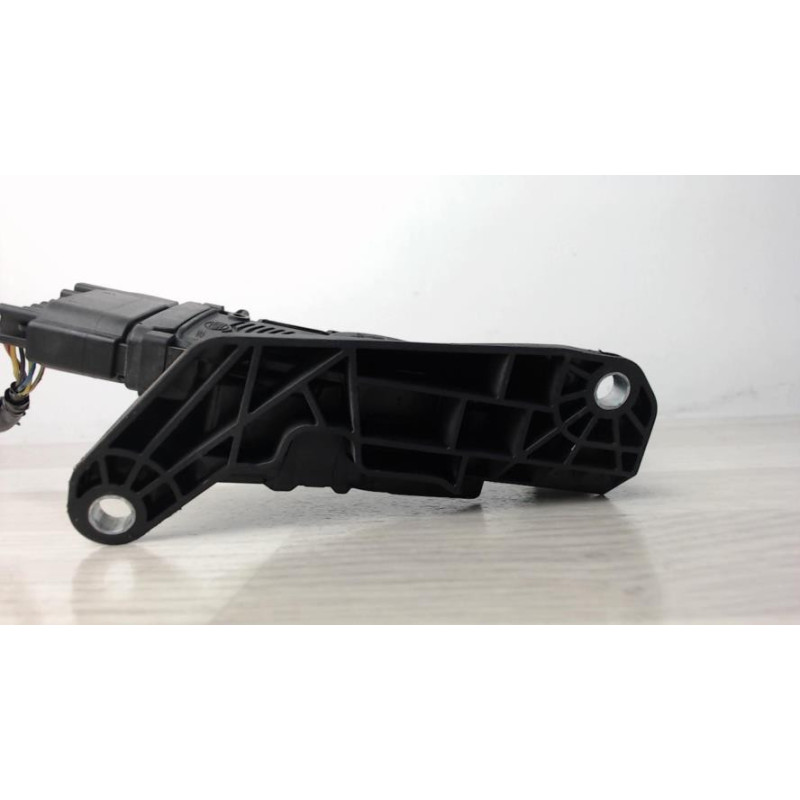 Pedalier d'accelerateur FORD FIESTA 6 PHASE 1 d’occasion