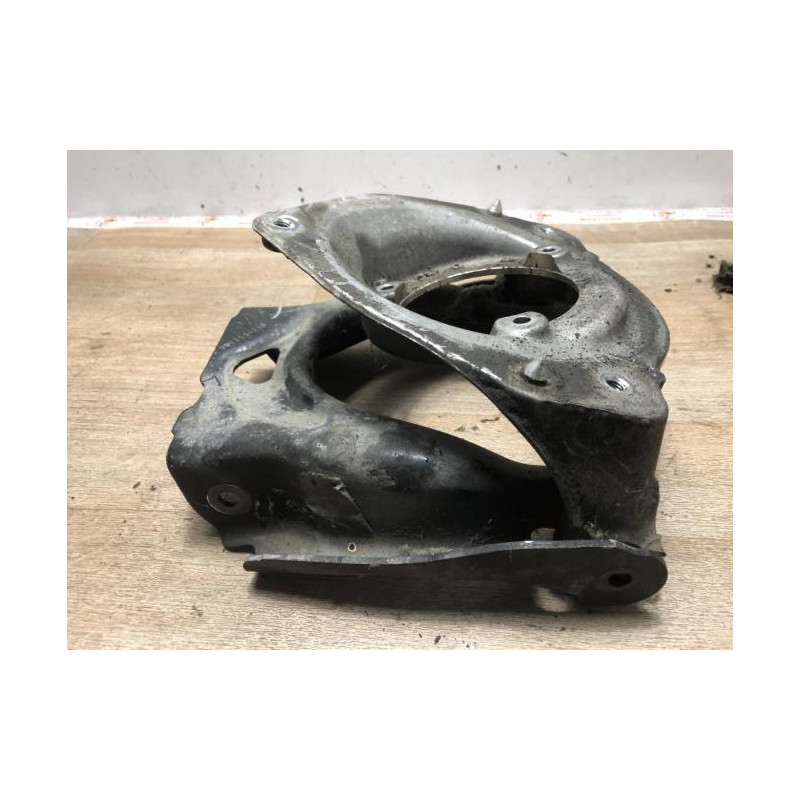 Bras de suspension superieur avant droit CITROEN C6 d’occasion