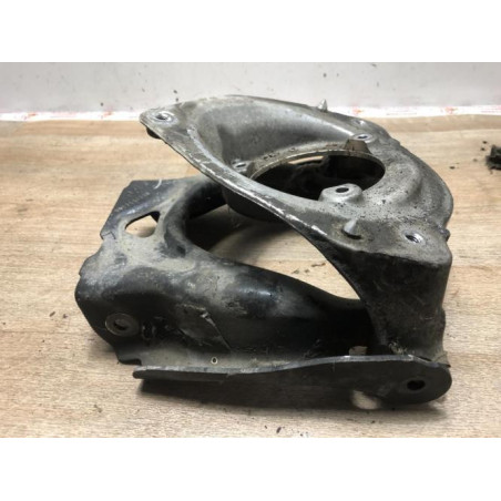 Bras de suspension superieur avant droit CITROEN C6 d’occasion
