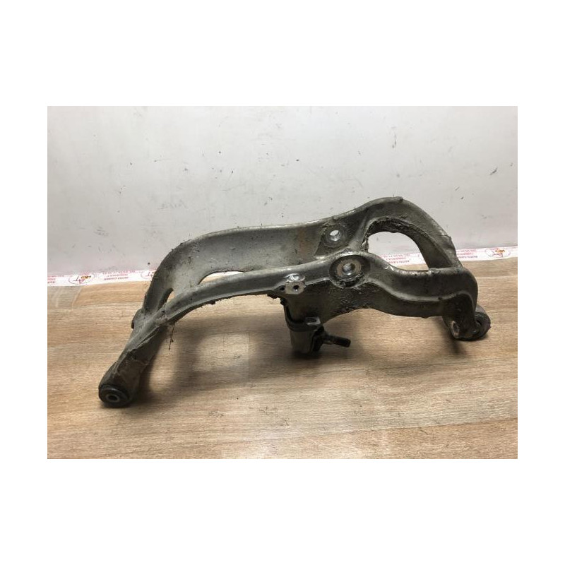 Bras de suspension superieur avant gauche CITROEN C6 d’occasion