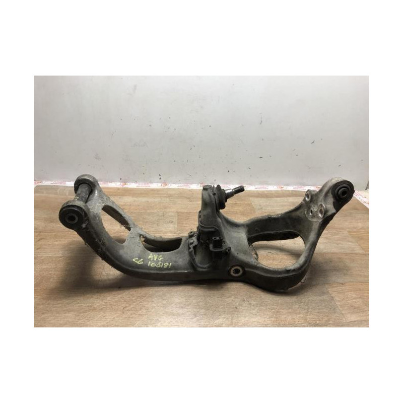 Bras de suspension superieur avant gauche CITROEN C6 d’occasion