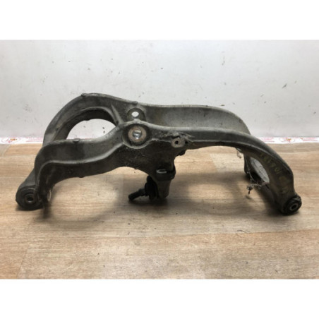 Bras de suspension superieur avant droit CITROEN C6 d’occasion