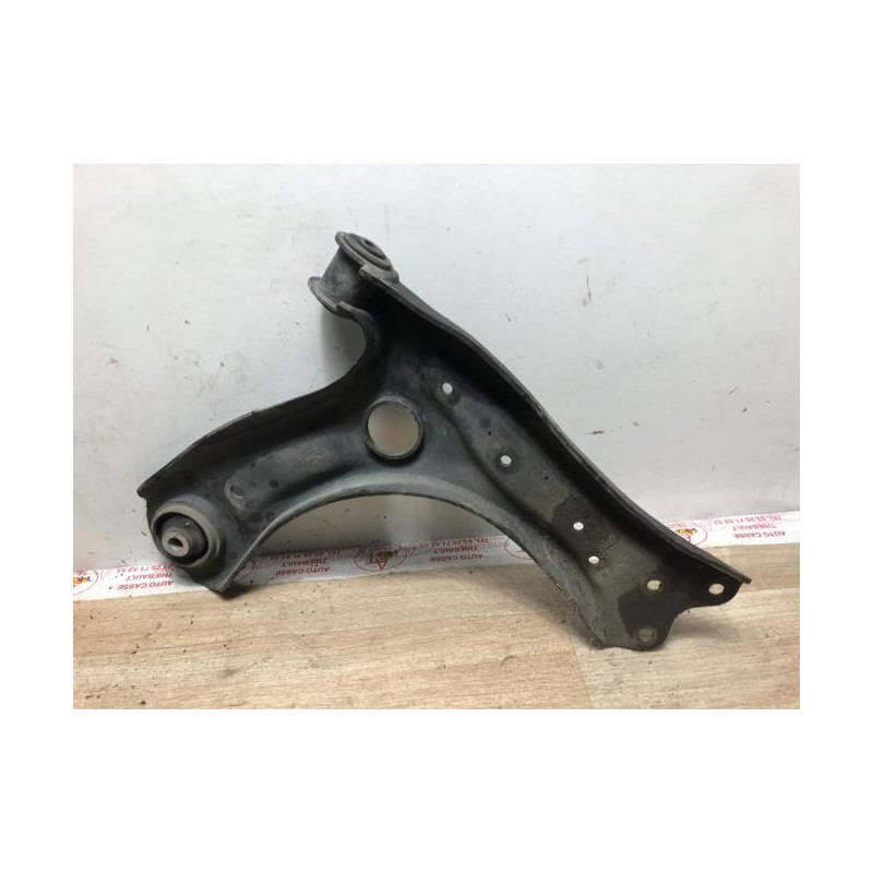 Triangle avant gauche VOLKSWAGEN POLO 5 PHASE 1 d’occasion