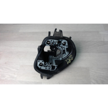 Platine feu arriere gauche PEUGEOT 208 1 PHASE 1 d’occasion