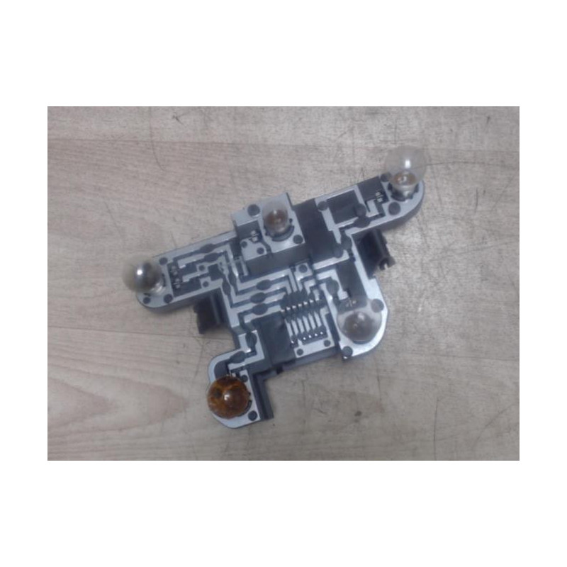 Platine feu arriere droit RENAULT MEGANE 1 PHASE 2 d’occasion