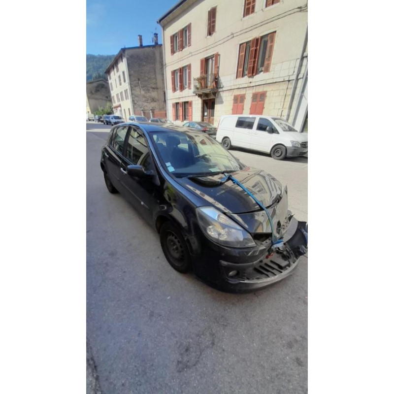 Compresseur De Climatisation Pour Renault Clio 3 Phase 1 1.6i - Pièce D'occasion Garantie 3 Mois
