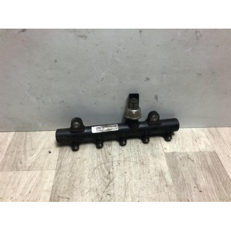 Rampe injection PEUGEOT 407 PHASE 1 d’occasion