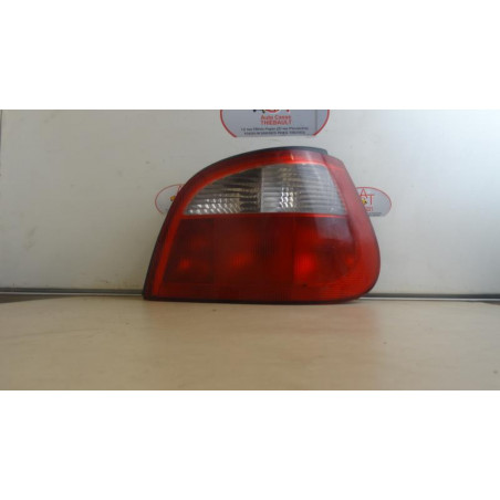 Feu arriere principal droit (feux) RENAULT MEGANE I PHASE 2 d’occasion