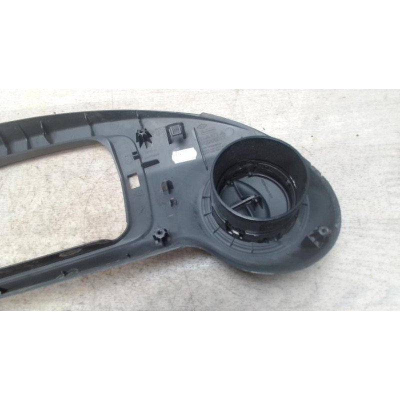 Aerateur tableau de bord DACIA DUSTER 1 PHASE 1 d’occasion