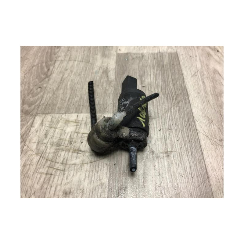 Pompe lave glace avant VOLKSWAGEN FOX d’occasion