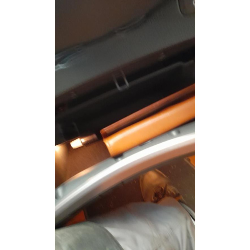Verin de coffre gauche VOLVO  d’occasion