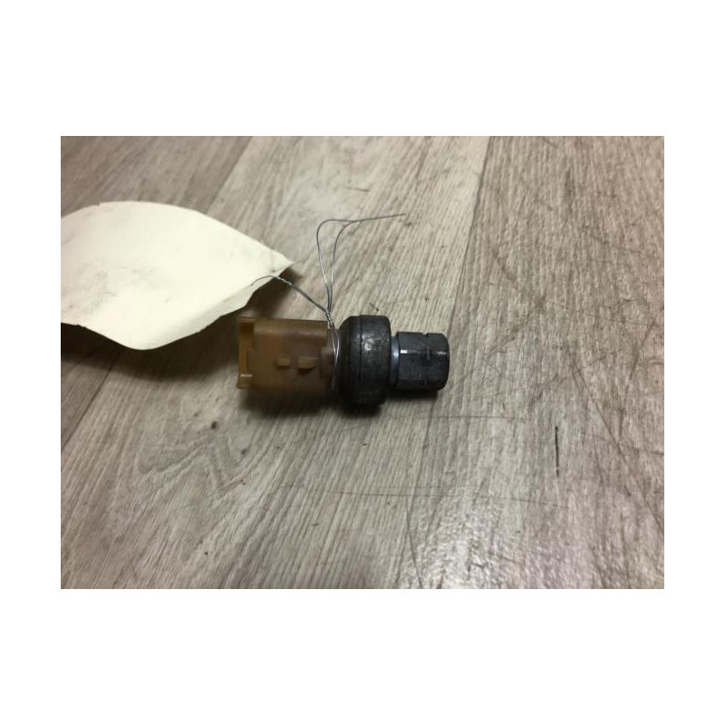 Pressostat de climatisation VOLKSWAGEN GOLF 7 PHASE 2 d’occasion