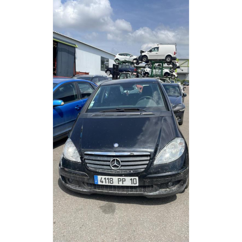 Poignee interieur arriere droit MERCEDES CLASSE A 169 PHASE 1 d’occasion