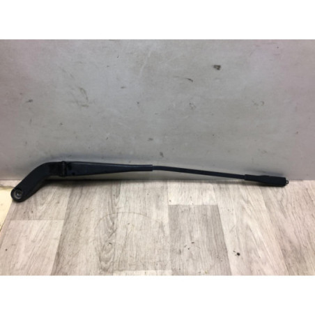 Bras essuie glace avant droit MERCEDES CLASSE A 169 PHASE 1 d’occasion