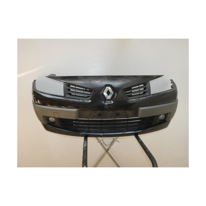 Pare choc avant RENAULT MEGANE 2 PHASE 2 BREAK d’occasion