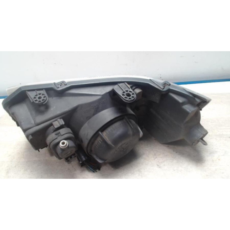 Optique avant principal droit (feux)(phare) LAND ROVER FREELANDER 1 PHASE 1 d’occasion