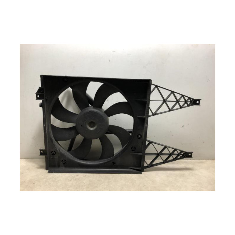 Moto ventilateur radiateur VOLKSWAGEN POLO 4 PHASE 2 d’occasion