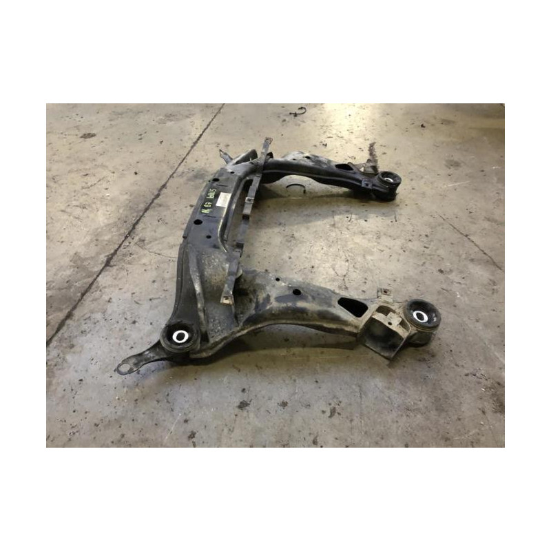 Berceau avant AUDI A4 2 AVANT PHASE 2 BREAK d’occasion