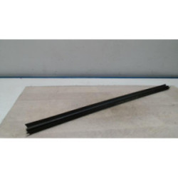 Garniture porte avant gauche MERCEDES CLASSE B 245 PHASE 2 d’occasion