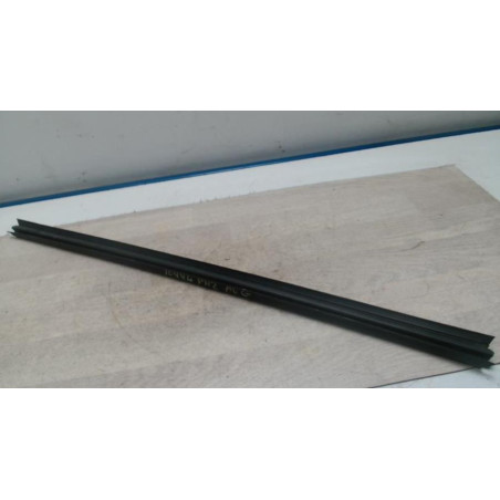 Garniture porte avant gauche MERCEDES CLASSE B 245 PHASE 2 d’occasion