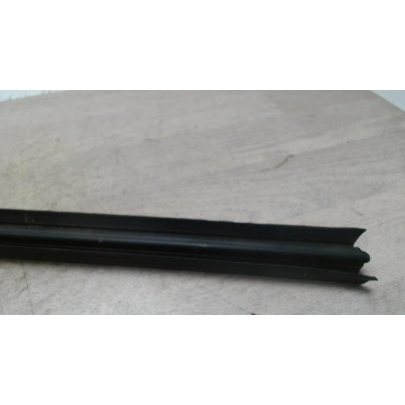Garniture porte arriere droite MERCEDES CLASSE B 245 PHASE 2 d’occasion
