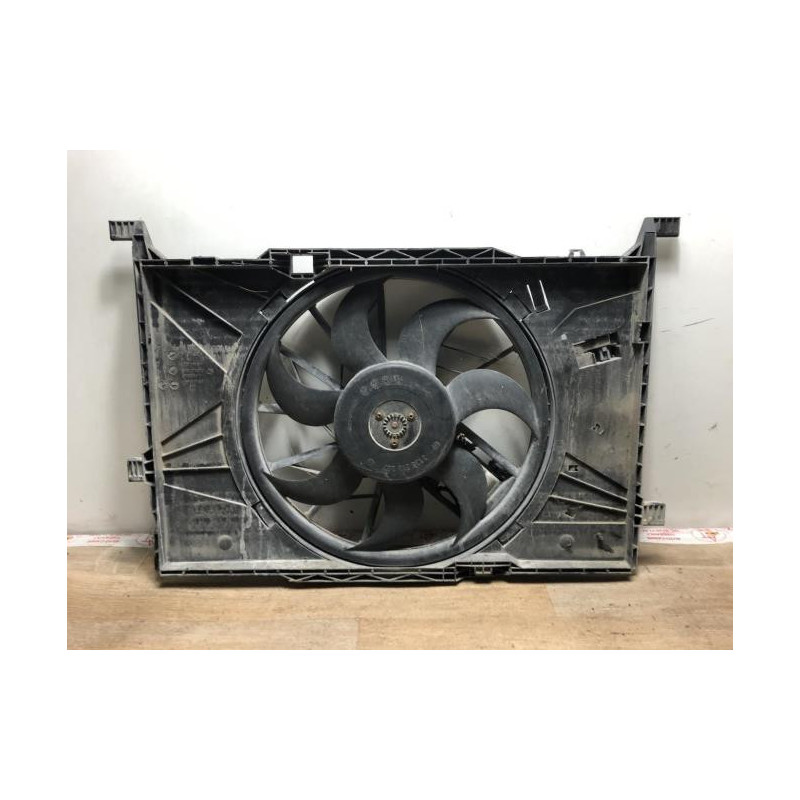 Moto ventilateur radiateur MERCEDES CLASSE A 169 PHASE 1 d’occasion