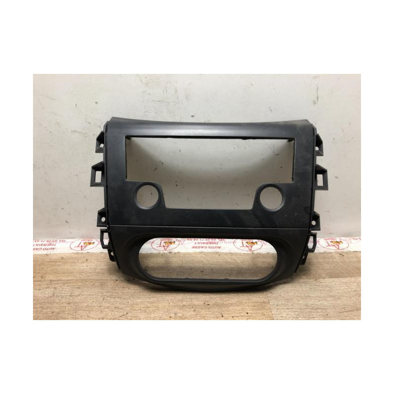 Facade autoradio NISSAN NAVARA NP300 d’occasion