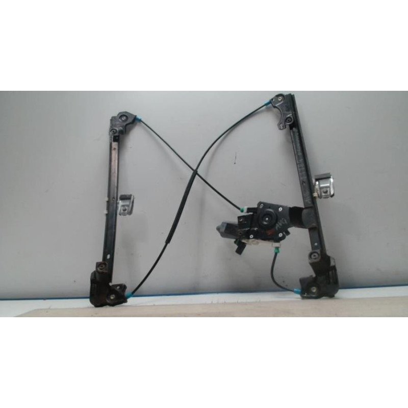Leve vitre electrique avant gauche LAND ROVER FREELANDER 1 PHASE 1 d’occasion