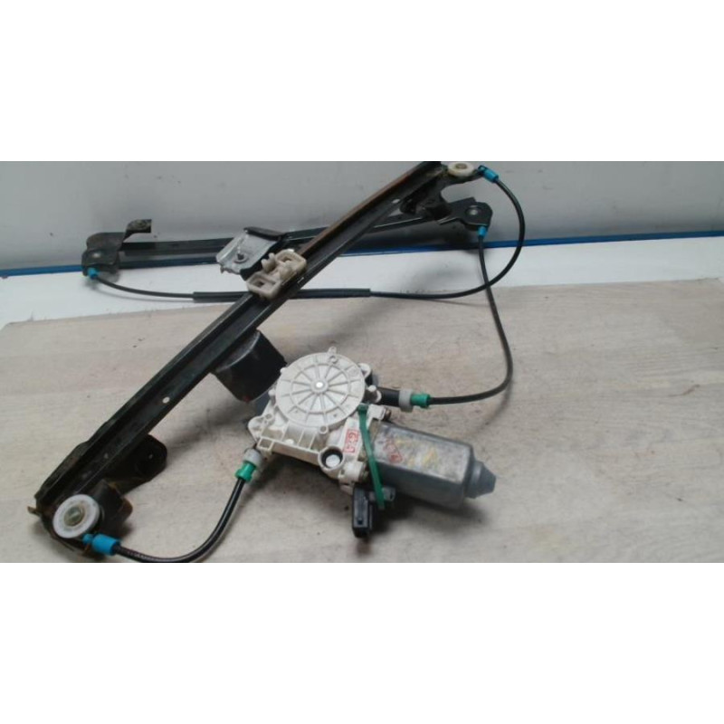 Leve vitre electrique avant gauche LAND ROVER FREELANDER 1 PHASE 1 d’occasion