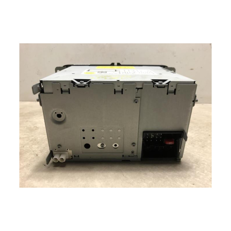 Autoradio d'origine VOLKSWAGEN SCIROCCO 3 PHASE 1 COUPE d’occasion