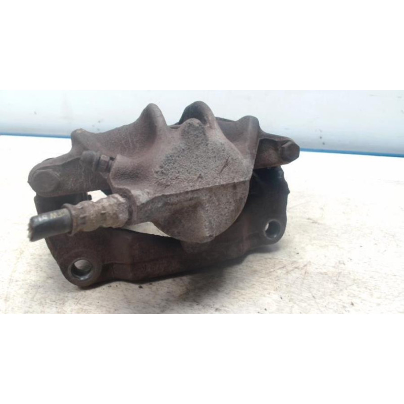 Etrier avant gauche (freinage) RENAULT MEGANE 1 BREAK d’occasion