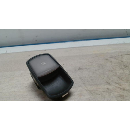 Interrupteur de leve vitre avant droit OPEL CORSA D PHASE 1 d’occasion