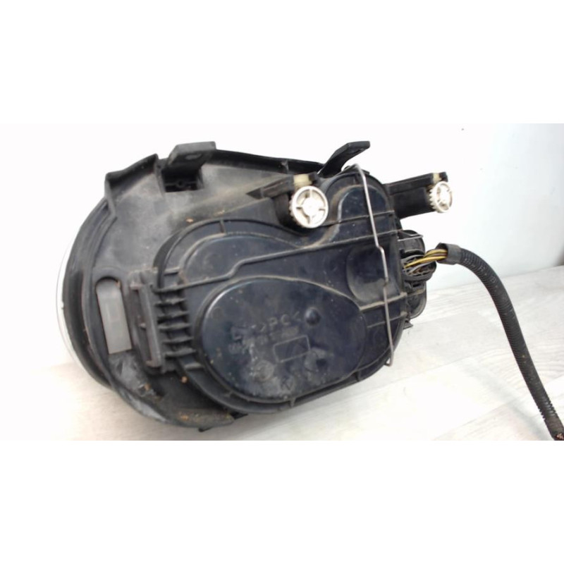 Optique avant principal gauche (feux)(phare) VOLKSWAGEN GOLF 4 d’occasion