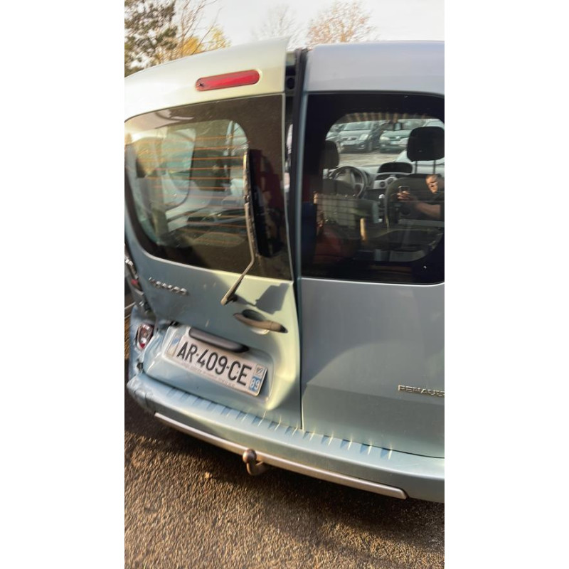 Platine feu arriere droit RENAULT KANGOO 2 PHASE 1 d’occasion